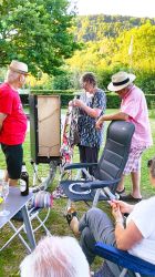  14 Der Inhalt Eines Koffers Vom Flohmarkt 20250619 201927396